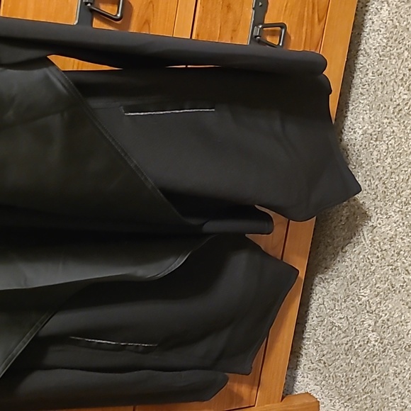 Size small whitehouseblackmarket waterfall cover-up. Black. - Picture 8 of 8